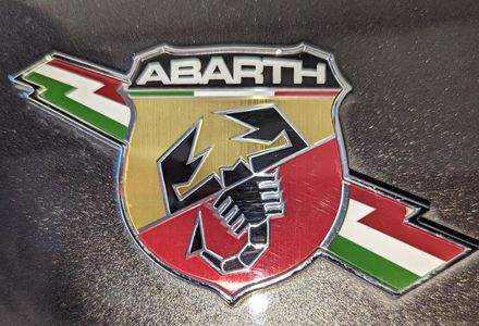 Продам Fiat Abarth 500 2019 года в Киеве
