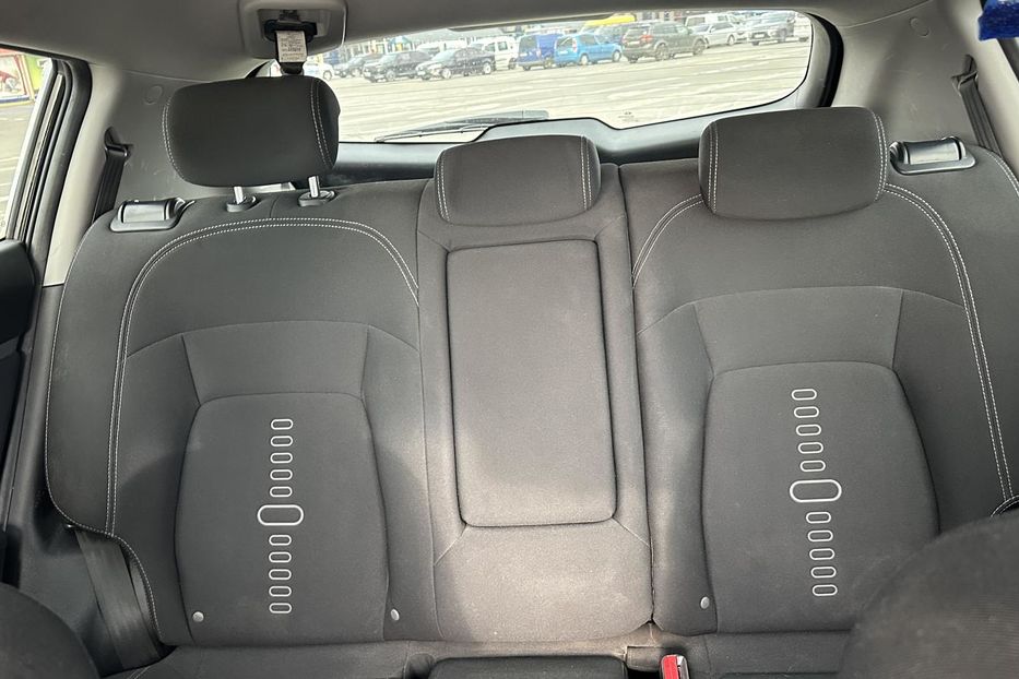 Продам Kia Sportage III покоління (FL)  2013 года в Киеве