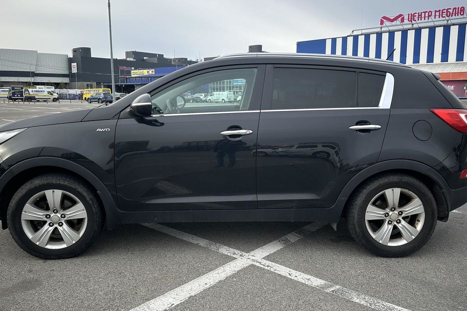 Продам Kia Sportage III покоління (FL)  2013 года в Киеве