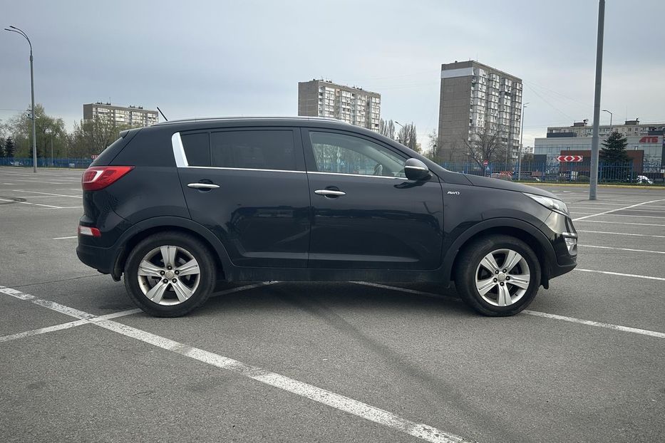 Продам Kia Sportage III покоління (FL)  2013 года в Киеве