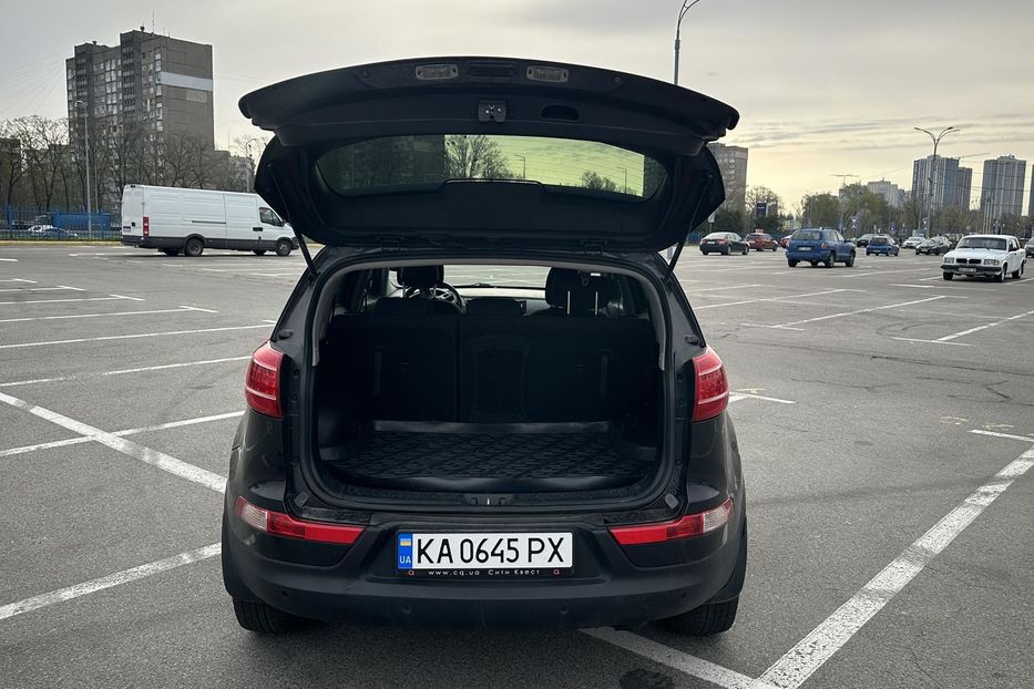 Продам Kia Sportage III покоління (FL)  2013 года в Киеве