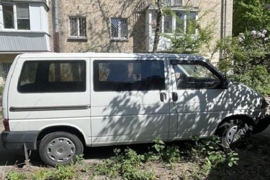 Продам Volkswagen T4 (Transporter) пасс. грузо/пасс. 2001 года в Киеве