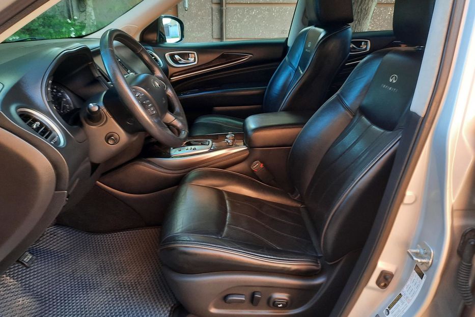 Продам Infiniti QX60 гібрід + газ 2013 года в Одессе