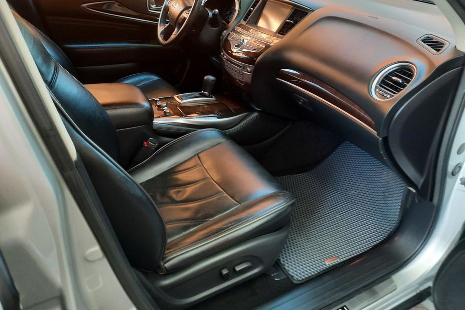 Продам Infiniti QX60 гібрід + газ 2013 года в Одессе