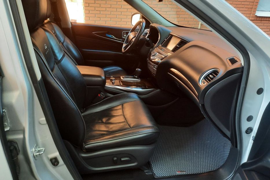 Продам Infiniti QX60 гібрід + газ 2013 года в Одессе