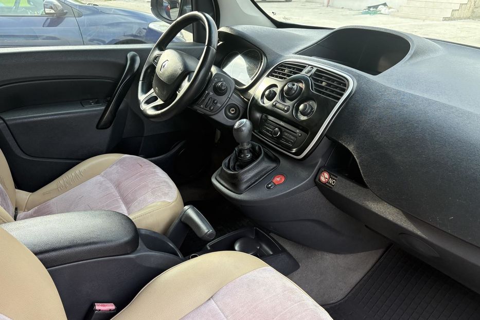 Продам Renault Kangoo груз. 2013 года в Одессе
