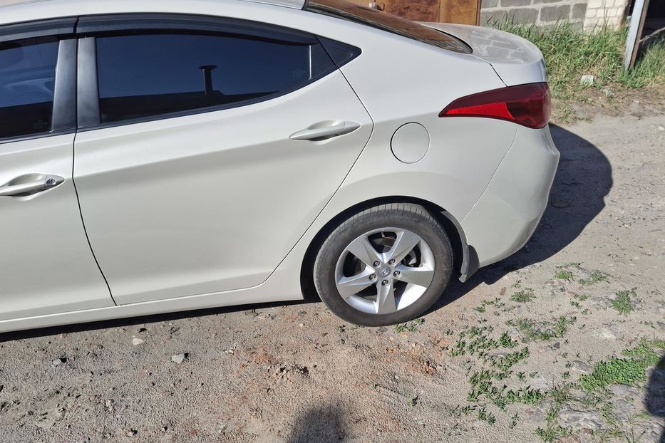 Продам Hyundai Elantra  Gls 2012 года в Киеве