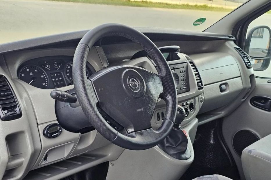 Продам Opel Vivaro пасс. 2004 года в Днепре