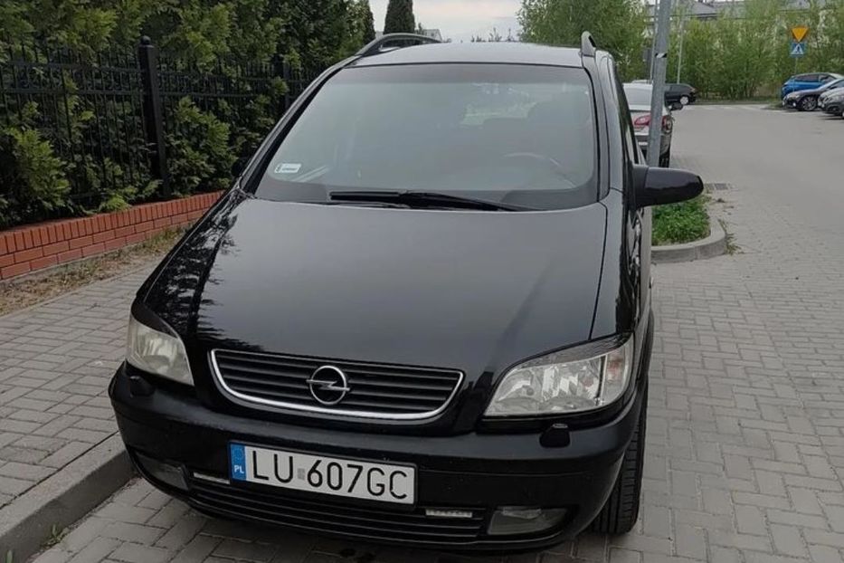 Продам Opel Zafira 2002 года в Харькове