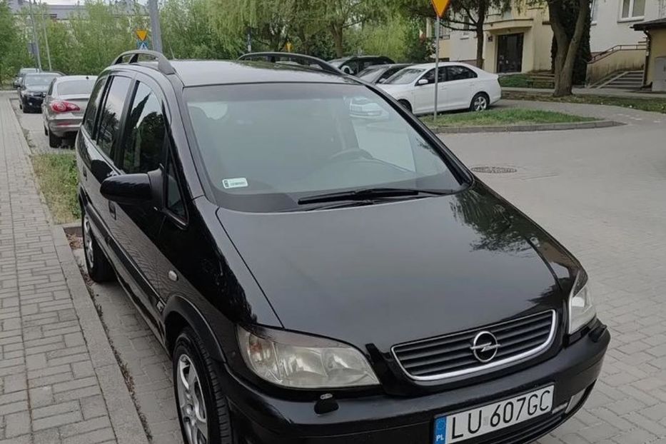 Продам Opel Zafira 2002 года в Харькове