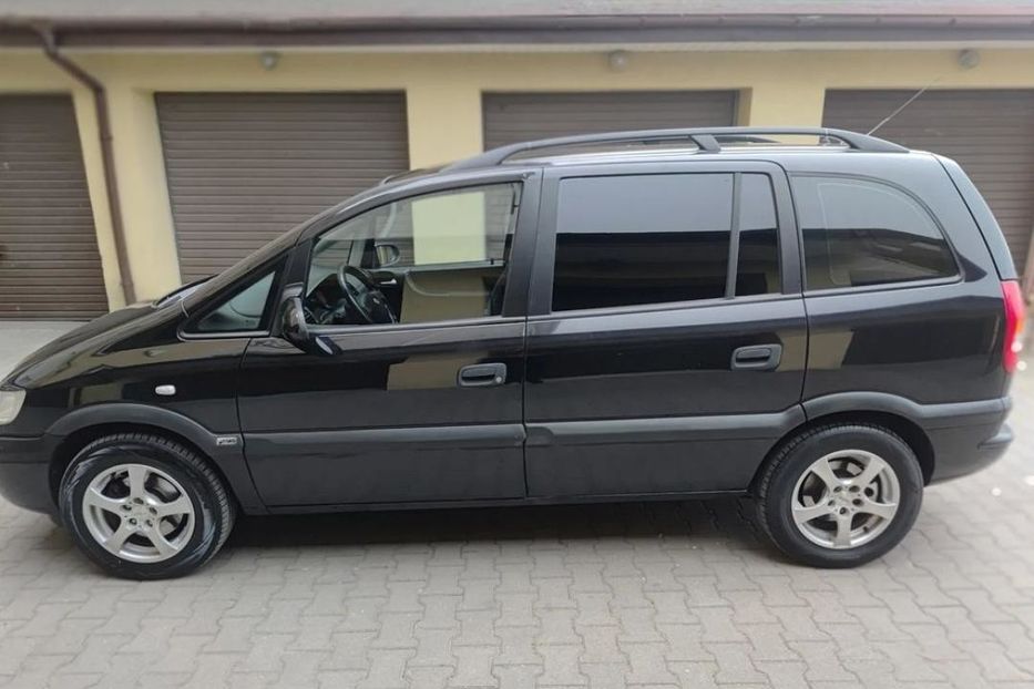 Продам Opel Zafira 2002 года в Харькове