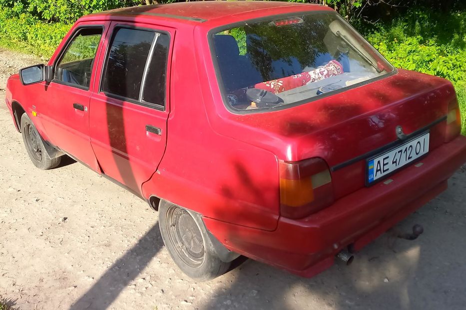 Продам ЗАЗ 1103 Славута 2004 года в г. Синельниково, Днепропетровская область