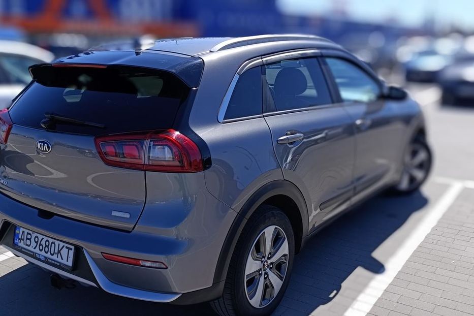 Продам Kia Niro 2017 года в Виннице
