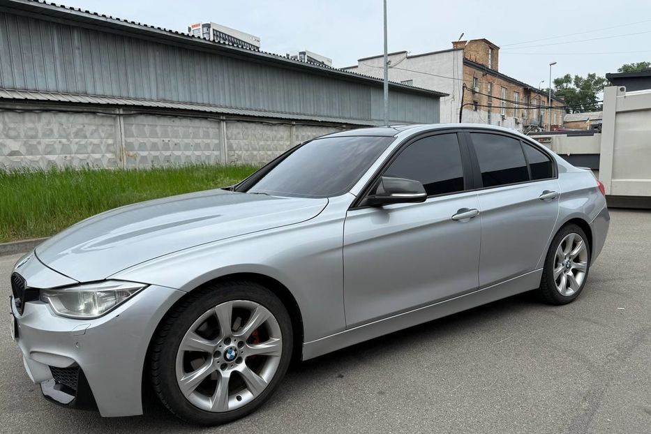 Продам BMW 328 2015 года в Киеве