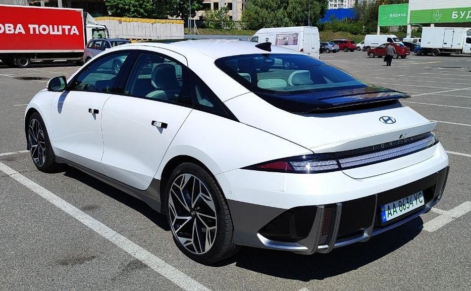 Продам Hyundai Ioniq 6 Limited, топова комплектація 2024 года в Киеве