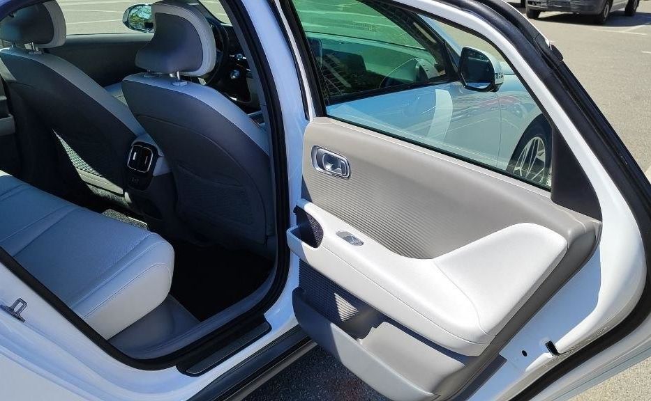 Продам Hyundai Ioniq 6 Limited, топова комплектація 2024 года в Киеве