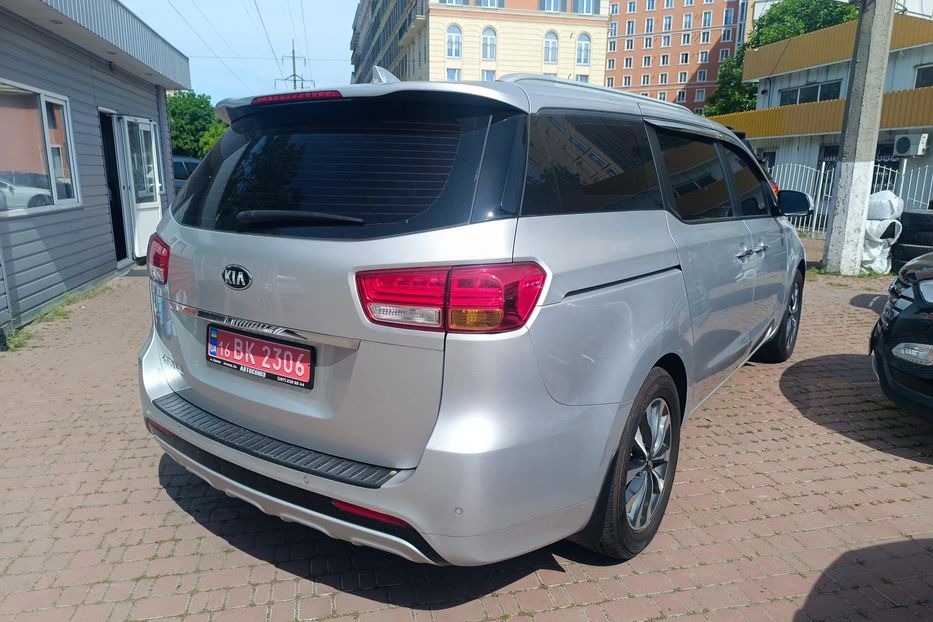 Продам Kia Carnival Dizel 2015 года в Одессе
