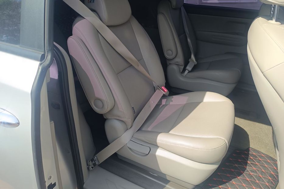 Продам Kia Carnival Dizel 2015 года в Одессе