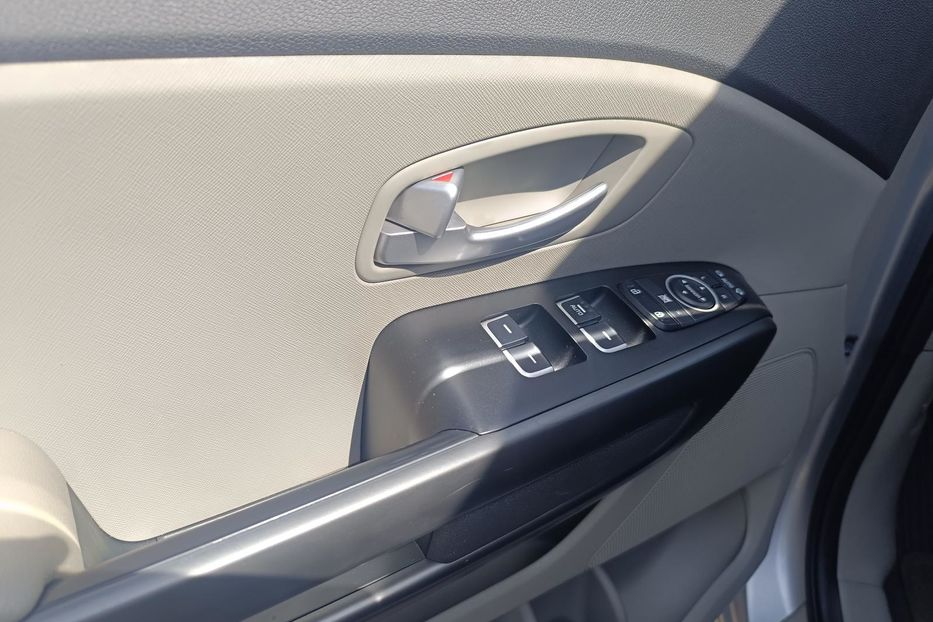 Продам Kia Carnival Dizel 2015 года в Одессе