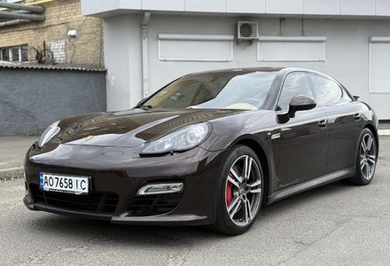 Продам Porsche Panamera GTS 2013 года в Киеве