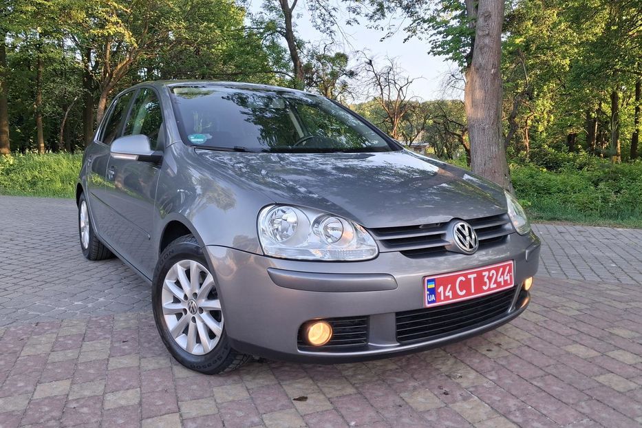 Продам Volkswagen Golf V 1.6 mpi 2007 года в Львове