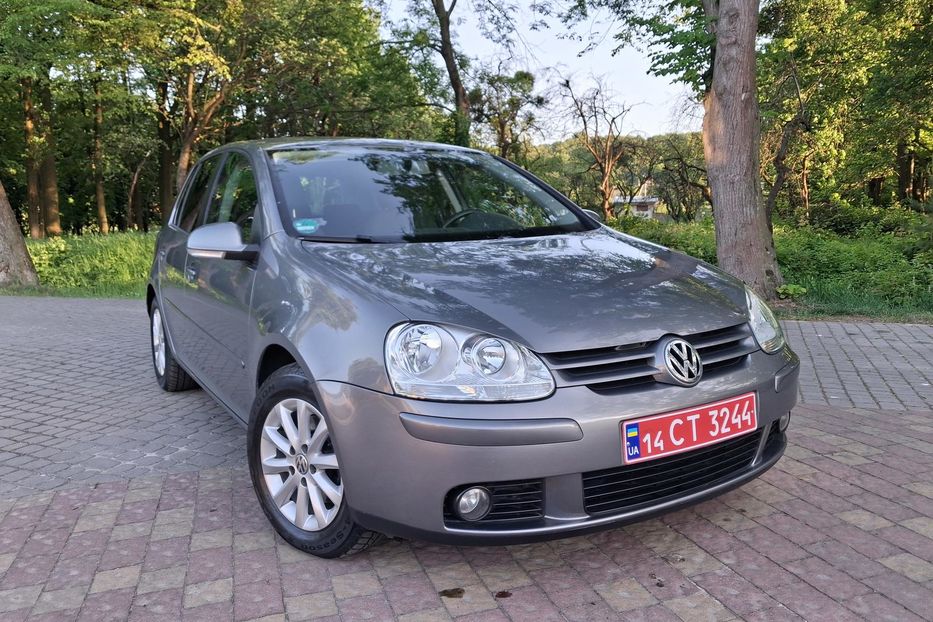 Продам Volkswagen Golf V 1.6 mpi 2007 года в Львове