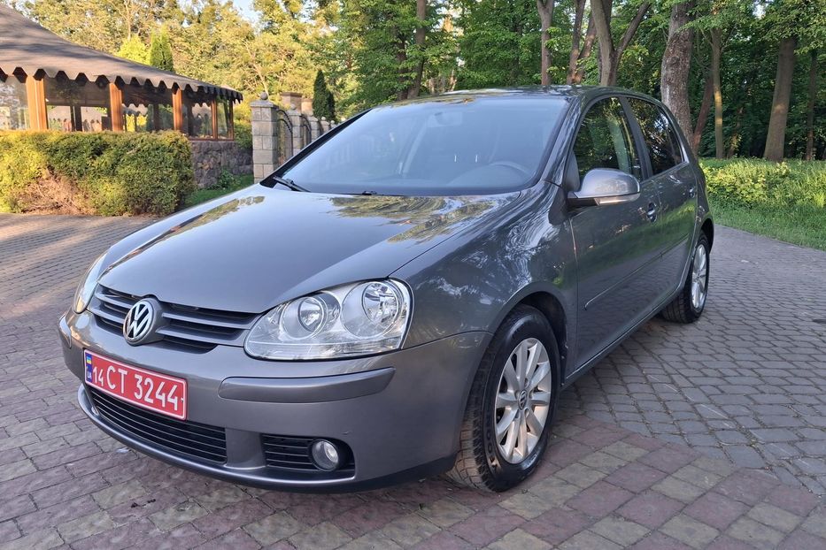 Продам Volkswagen Golf V 1.6 mpi 2007 года в Львове