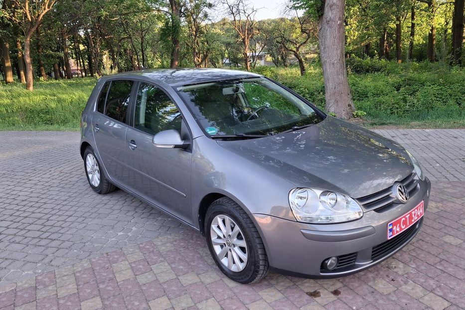 Продам Volkswagen Golf V 1.6 mpi 2007 года в Львове