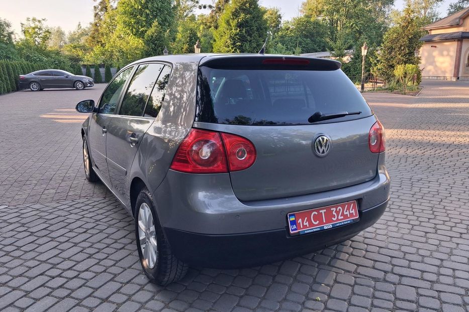 Продам Volkswagen Golf V 1.6 mpi 2007 года в Львове
