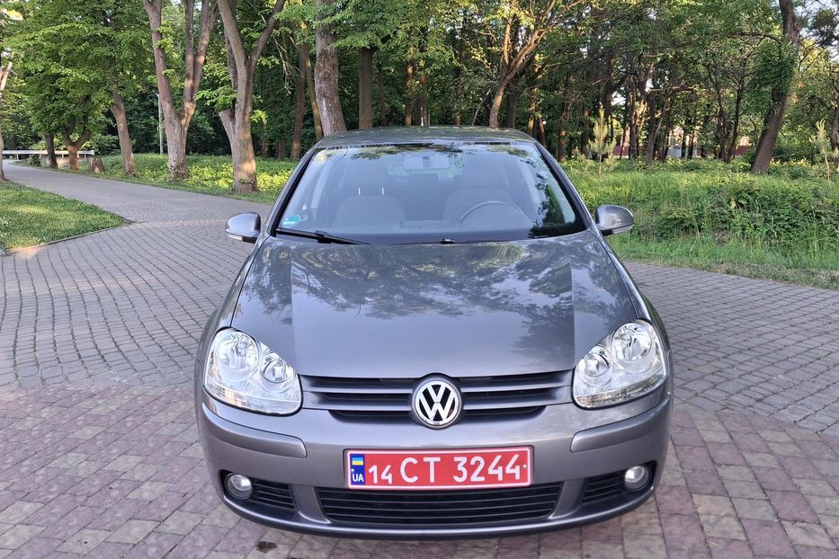 Продам Volkswagen Golf V 1.6 mpi 2007 года в Львове