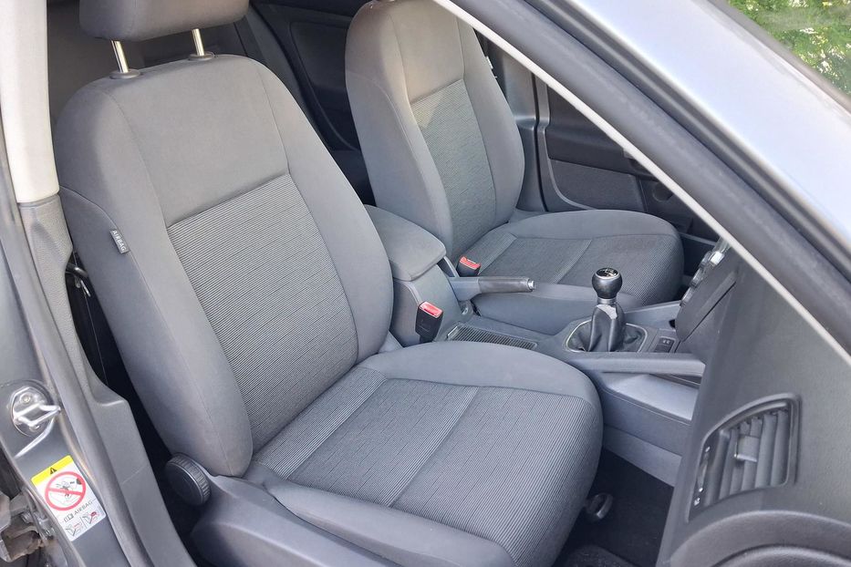 Продам Volkswagen Golf V 1.6 mpi 2007 года в Львове