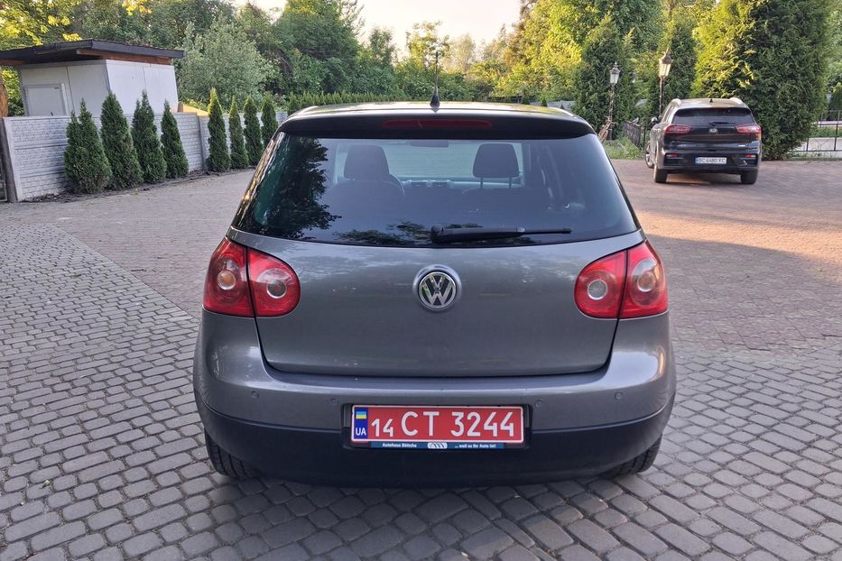 Продам Volkswagen Golf V 1.6 mpi 2007 года в Львове