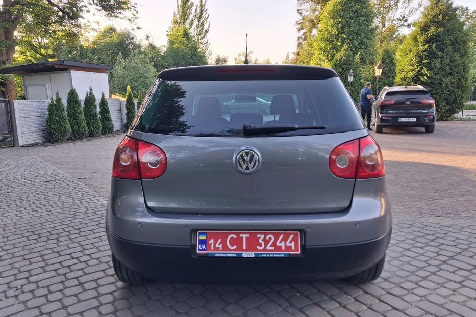 Продам Volkswagen Golf V 1.6 mpi 2007 года в Львове