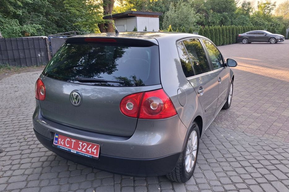 Продам Volkswagen Golf V 1.6 mpi 2007 года в Львове