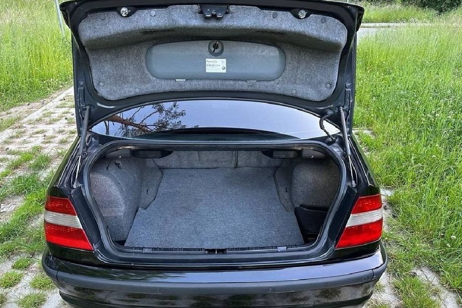 Продам BMW 330 2001 года в Харькове