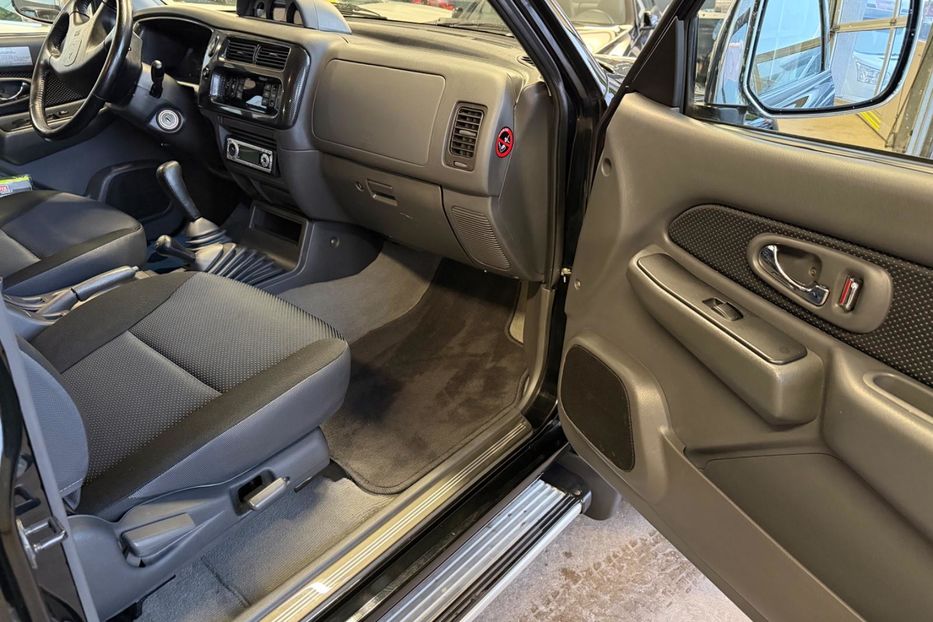 Продам Mitsubishi L 200 2005 года в г. Константиновка, Донецкая область