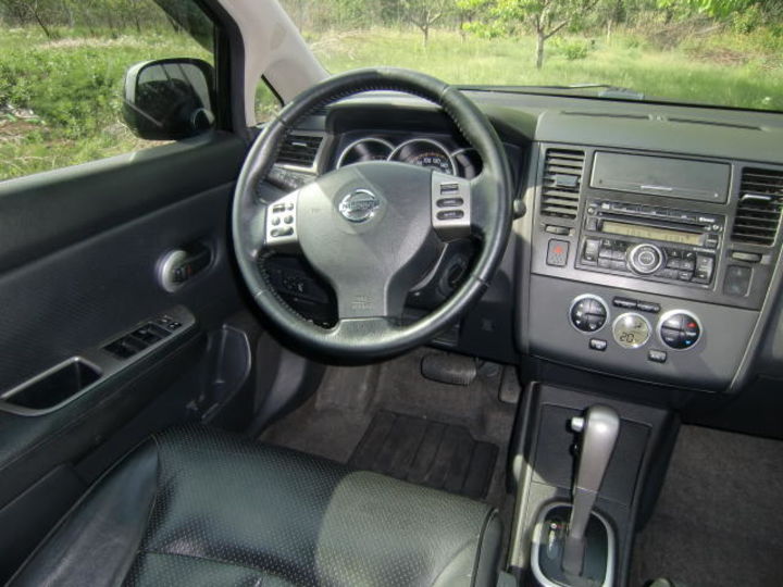 Продам Nissan TIIDA 2008 года в Одессе