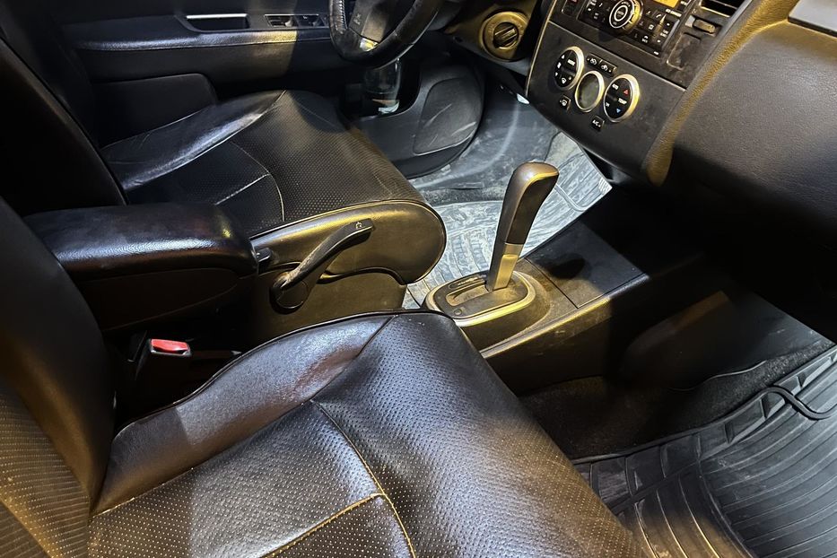 Продам Nissan TIIDA 2008 года в Одессе
