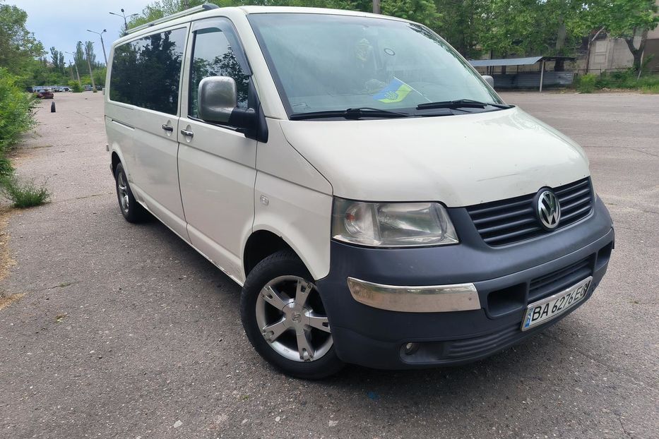 Продам Volkswagen T5 (Transporter) пасс. Лонг база  2005 года в Николаеве