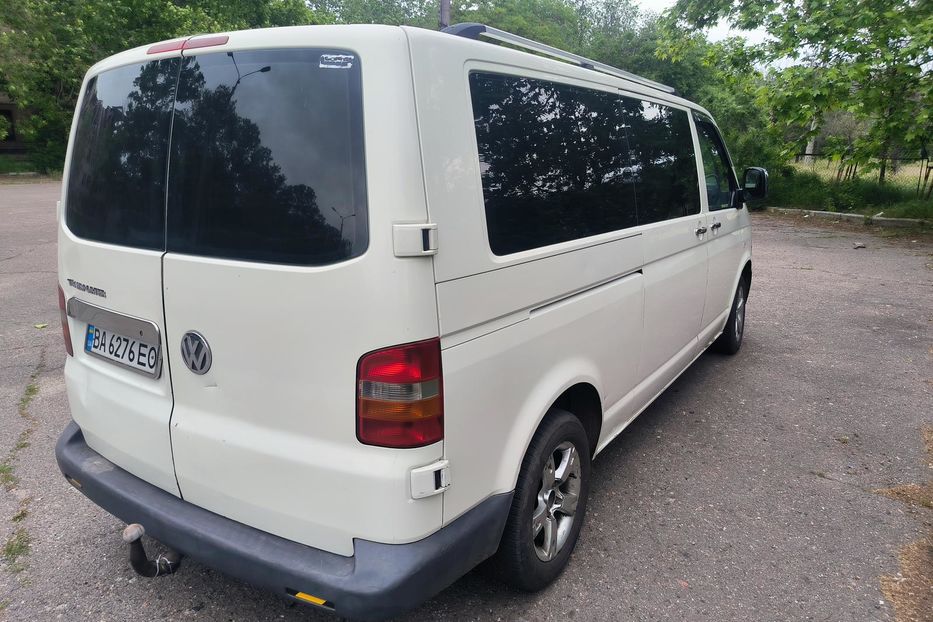 Продам Volkswagen T5 (Transporter) пасс. Лонг база  2005 года в Николаеве