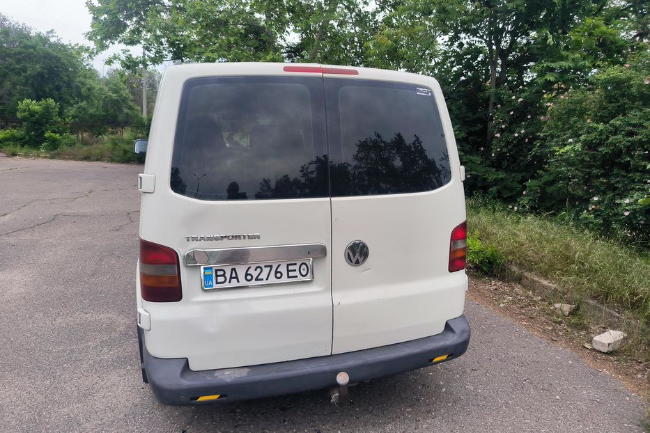 Продам Volkswagen T5 (Transporter) пасс. Лонг база  2005 года в Николаеве
