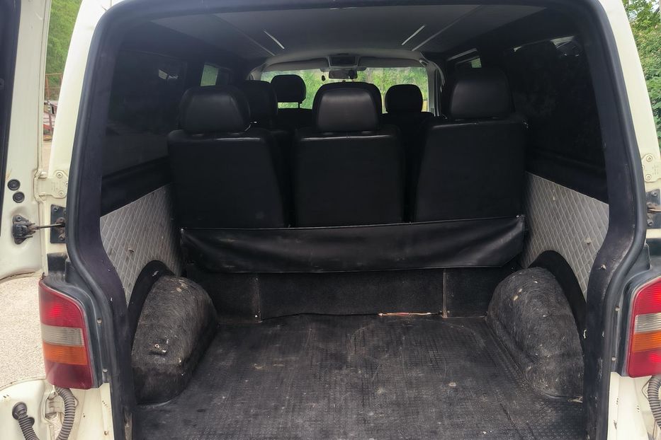 Продам Volkswagen T5 (Transporter) пасс. Лонг база  2005 года в Николаеве
