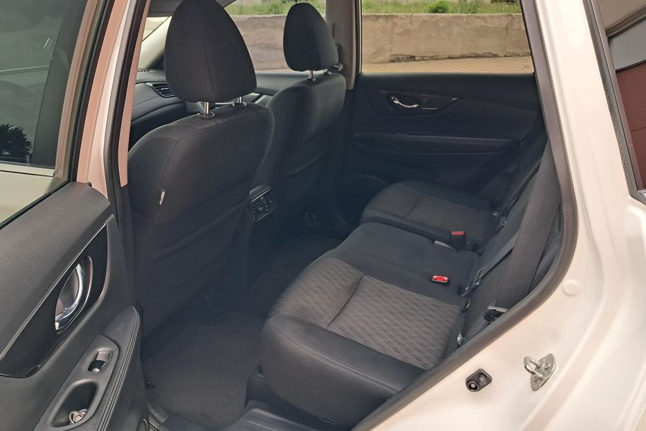Продам Nissan Rogue SV 2018 года в г. Гайсин, Винницкая область