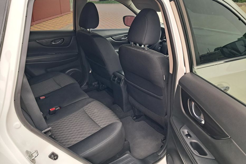 Продам Nissan Rogue SV 2018 года в г. Гайсин, Винницкая область