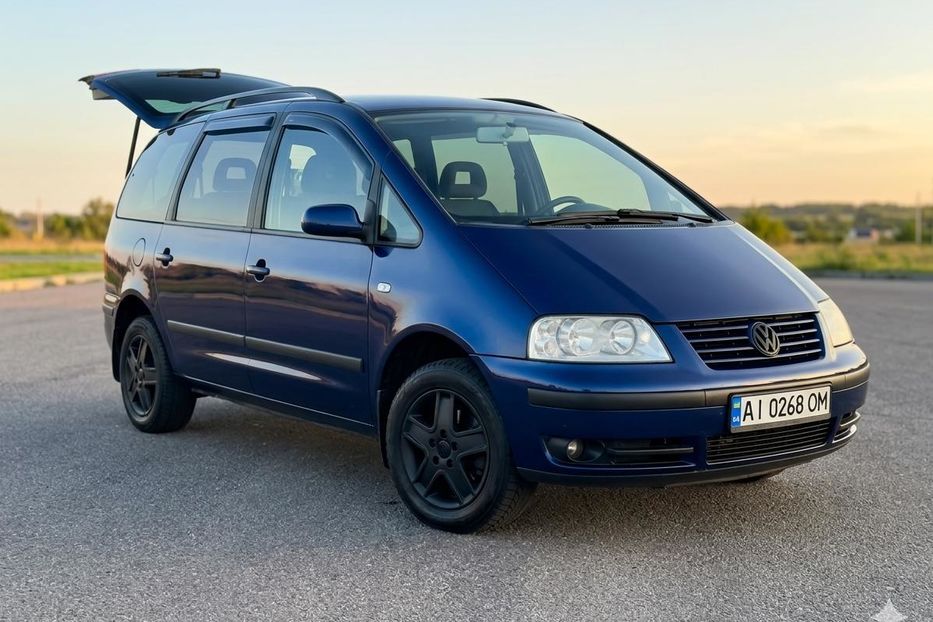 Продам Volkswagen Sharan 2003 года в Киеве