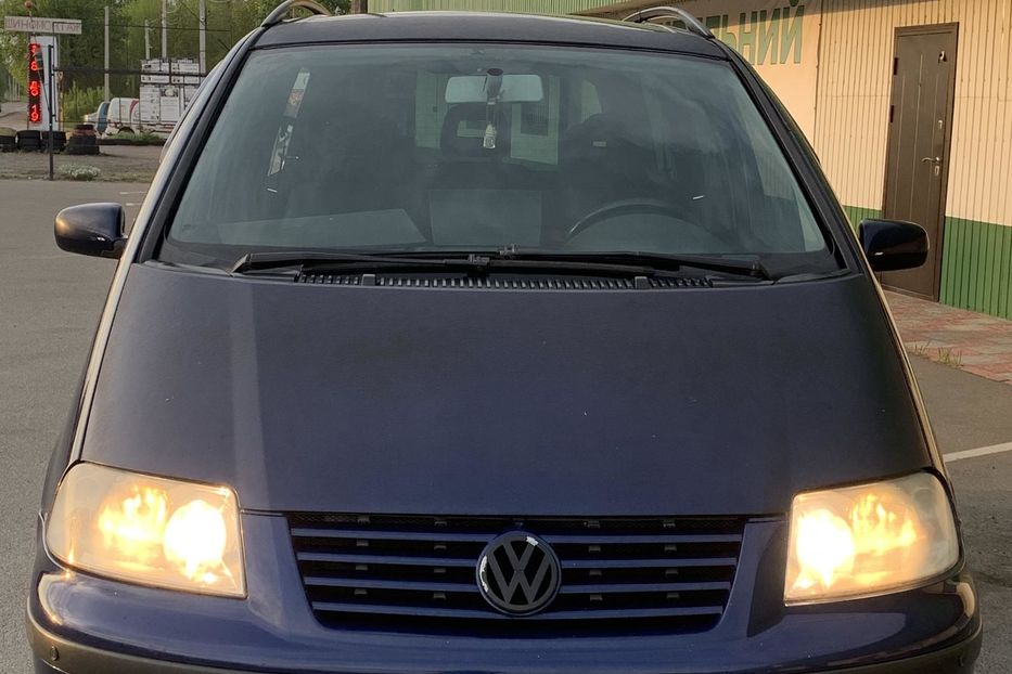 Продам Volkswagen Sharan 2003 года в Киеве