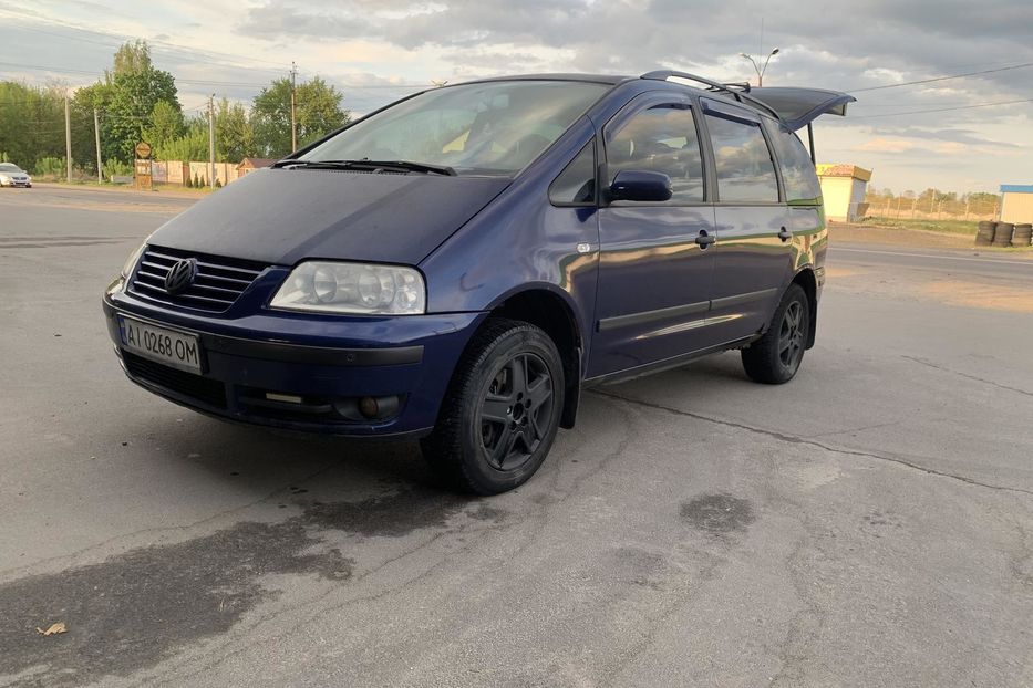 Продам Volkswagen Sharan 2003 года в Киеве