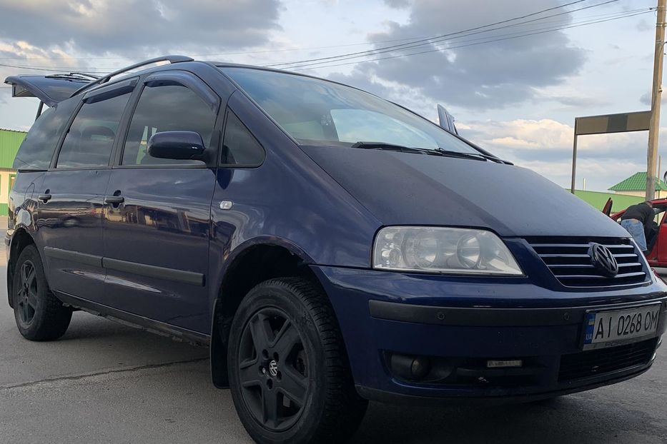 Продам Volkswagen Sharan 2003 года в Киеве