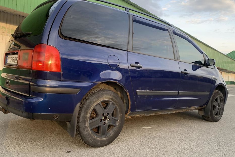 Продам Volkswagen Sharan 2003 года в Киеве