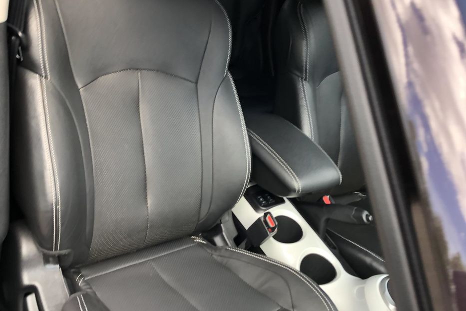 Продам Nissan Juke 1.6 DIG-T CVT (200 к.с.) 4WD • 2012 года в Житомире